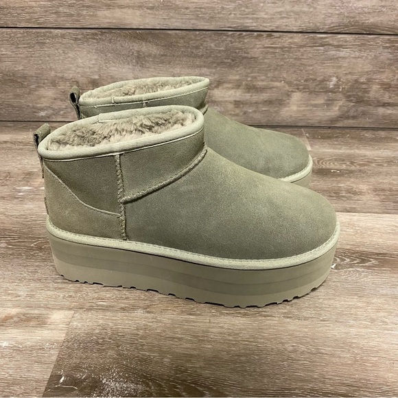 UGG | Ultra Mini Platform Boots In Moss Green Size 11 NEW - Picture 2 of 15